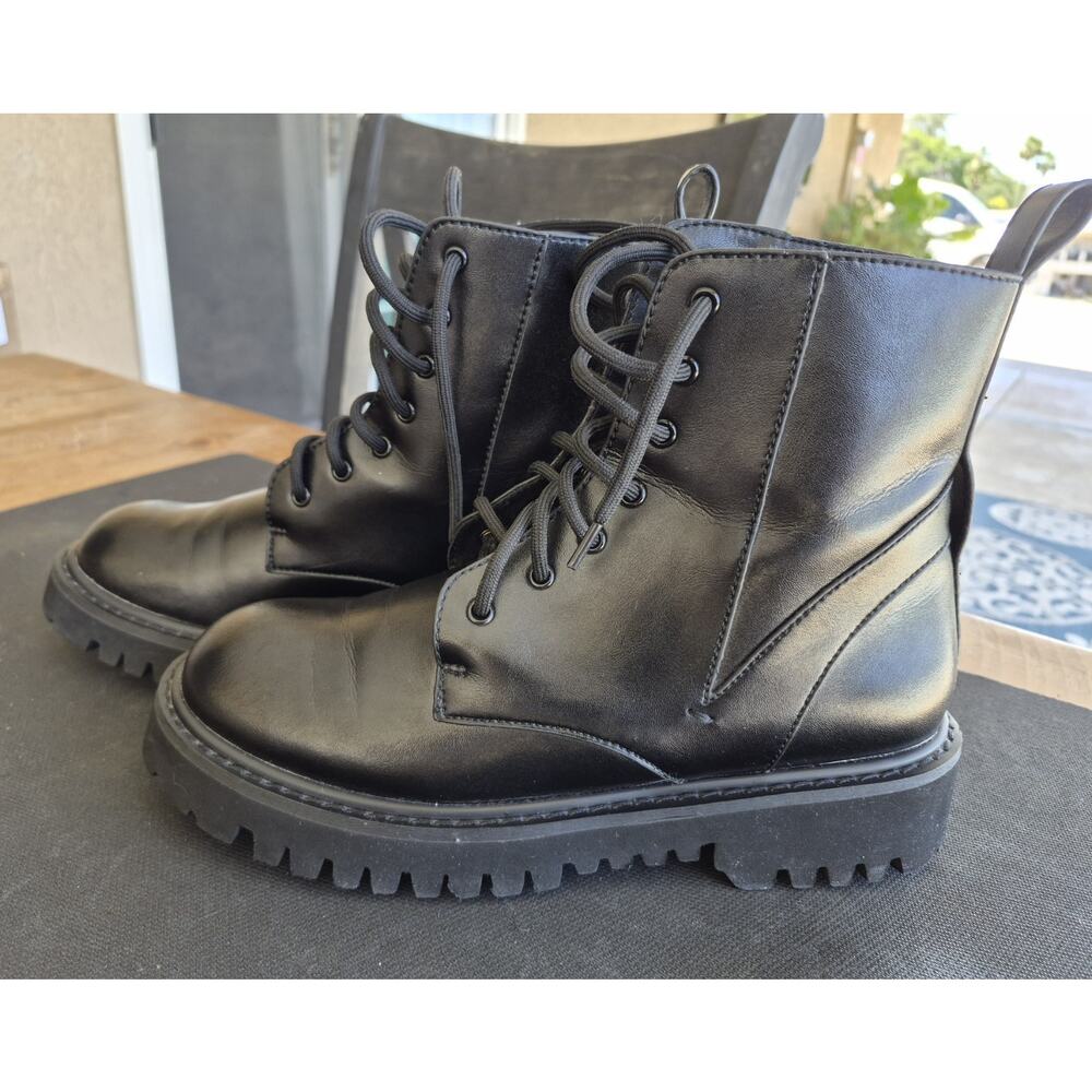Women's Black Boots Size 38 Made In Italy
